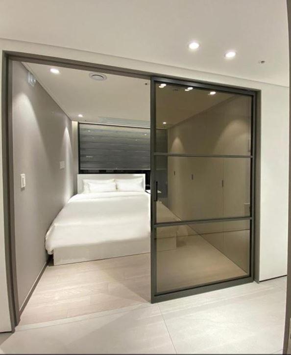 Hotel The Designers Lyj Suite Yeoksam Seoul Exterior photo